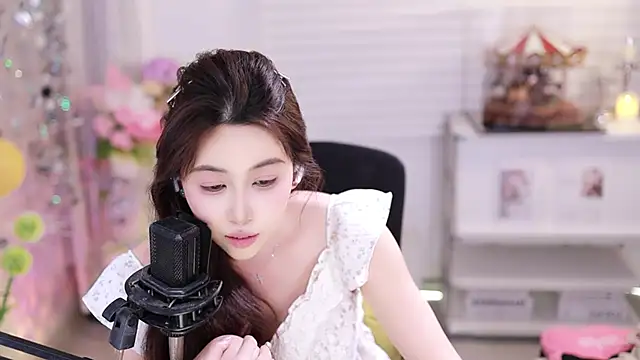 SleepArtist live sex cam