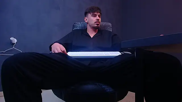 EnzoRace's cam snapshot