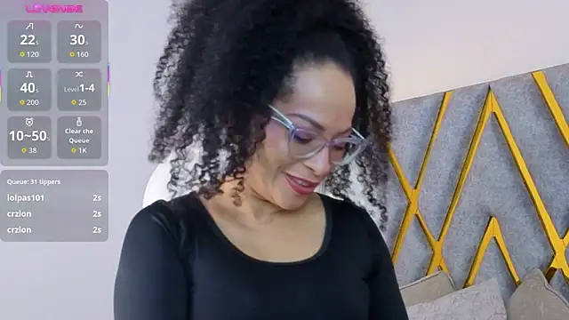 Cintiia_Holmes live sex cam