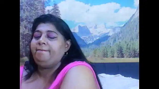 indianhoney694u's cam snapshot