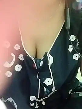 DesiRiya101's cam snapshot