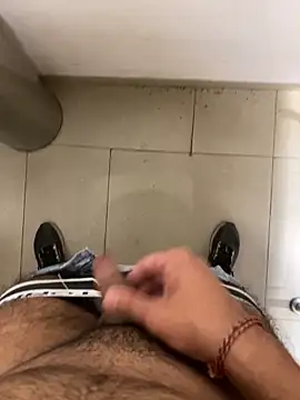 par_0111's cam snapshot