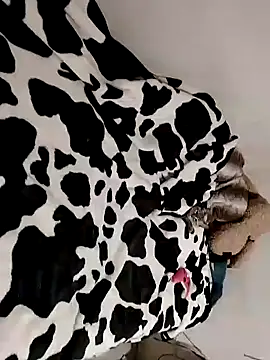 AkitaPolxn live sex cam