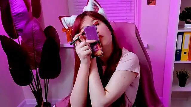 CarolGiggly live sex cam