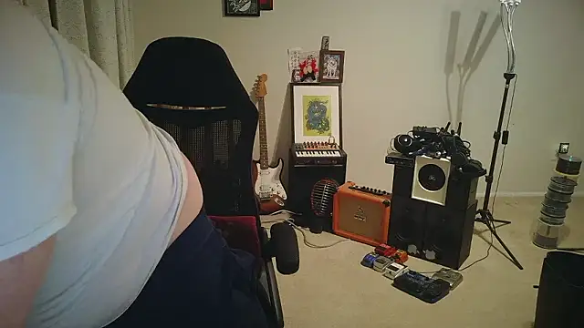 God_Of_ThundeRR live sex cam