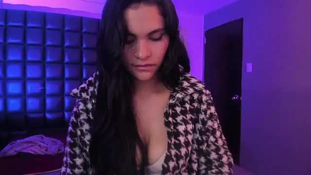 Alisson_Evans__'s cam snapshot