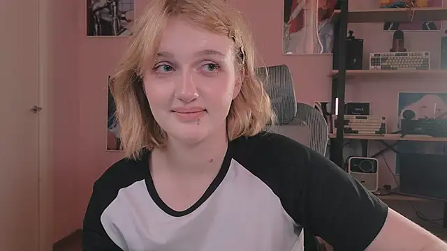 ELLIEJAY live sex cam