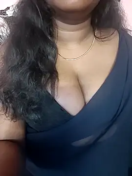 Keerthee_'s cam snapshot