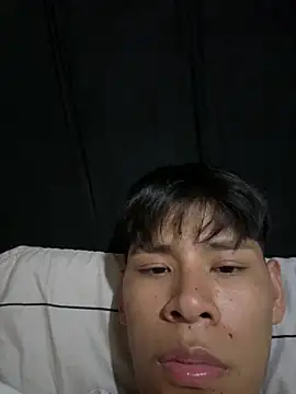 Roy_gomez's cam snapshot