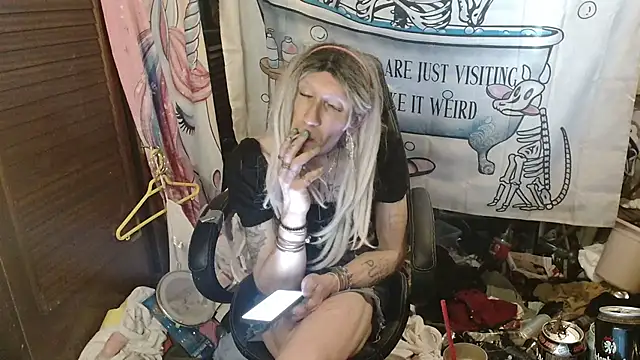 Ombeline1 live sex cam