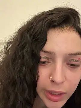 exoticmisfitt's cam snapshot