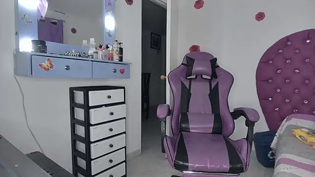 soffy_rosses's cam snapshot