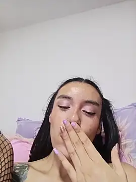 sweetdubros2's cam snapshot