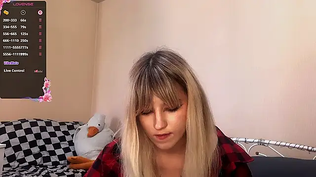 KathlynAbdou's cam snapshot