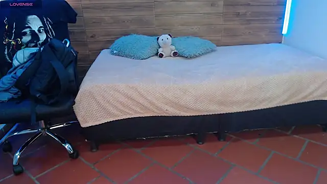 paullcb live sex cam