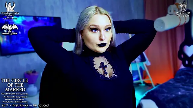 Wounded_Goddess_'s cam snapshot