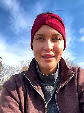 KikiWatson live sex cam