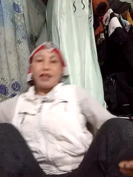 lena-cute's cam snapshot