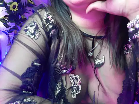 Saira_Hotty live sex cam