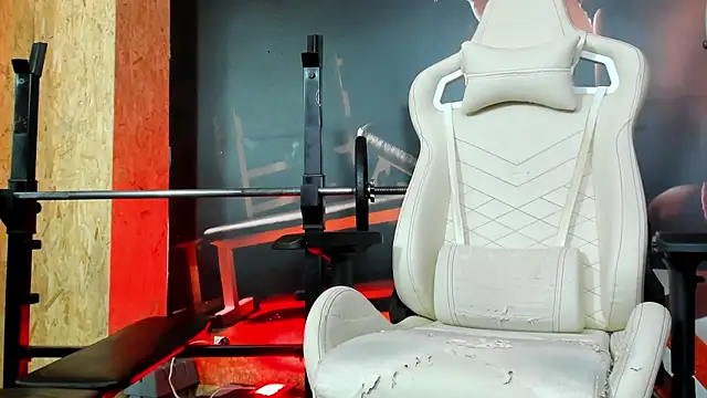 lyanmaster live sex cam