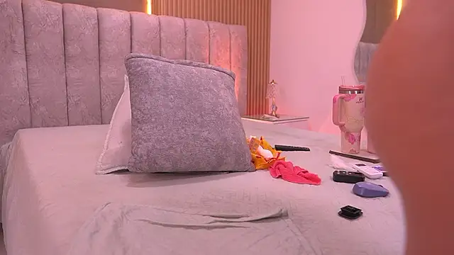 violeta_aroca's cam snapshot