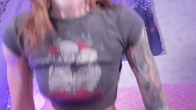 LuckySexyDoll live sex cam