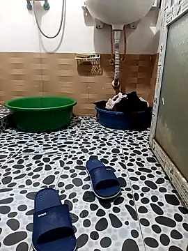 Emily-lonely's cam snapshot