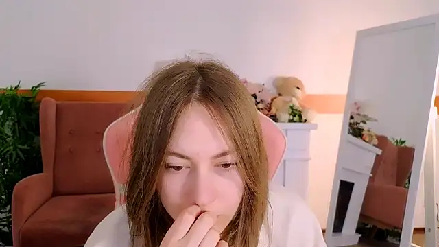 Elma_Lily's cam snapshot