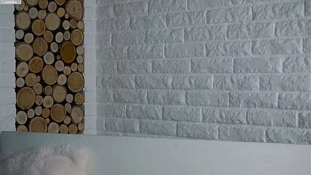 LowOncoming live sex cam