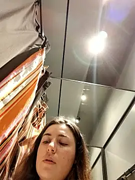 kate_nicepops123777's cam snapshot