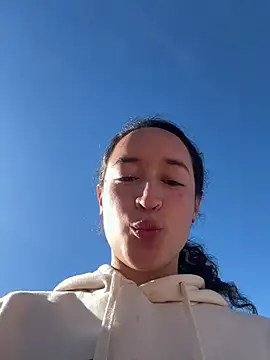 IsabellaSwee's cam snapshot