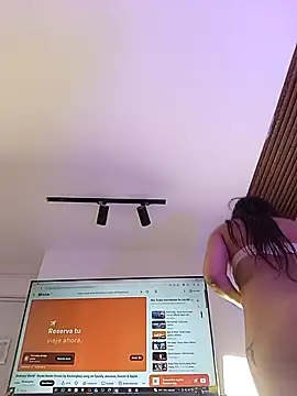 zoe_marcus's cam snapshot