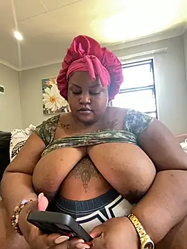 MissLola27's cam snapshot