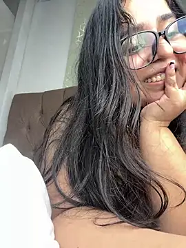 virginbrunette99's cam snapshot