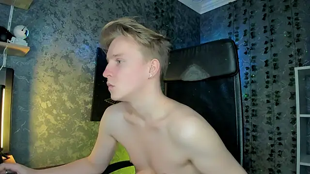 AlexxSweet live sex cam