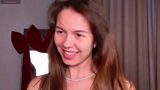 EllaCanny's cam snapshot