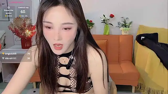 Lisa-295188's cam snapshot