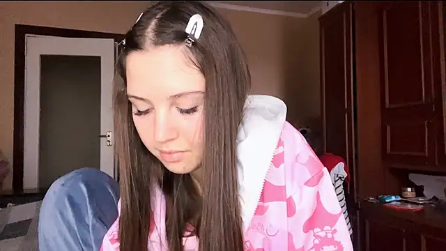 VelvetMax's cam snapshot