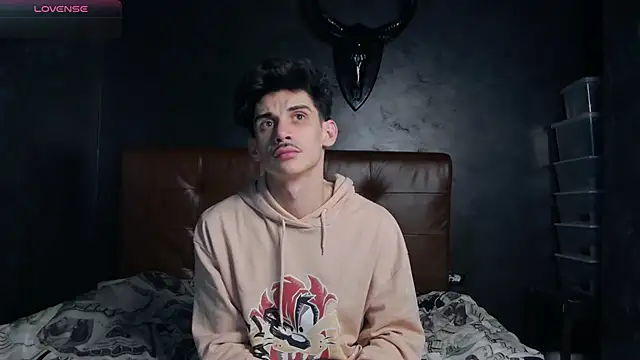 DanielCrush1 live sex cam