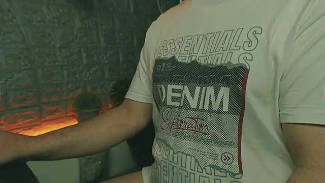 alex-volo's cam snapshot