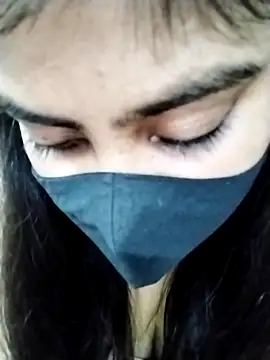 Frooty_11's cam snapshot