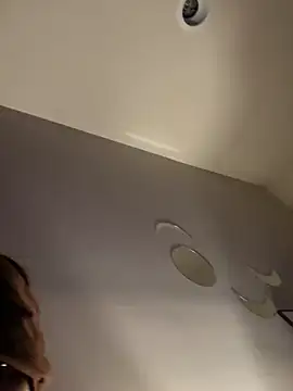 DeliciouslyDevious05's cam snapshot