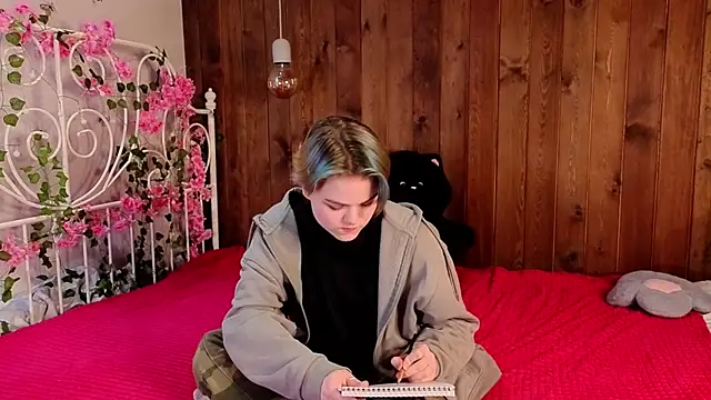 RoyceCamon's cam snapshot