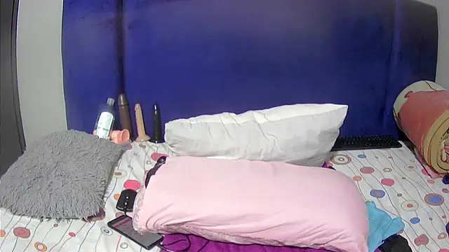 Cherrydollx's cam snapshot