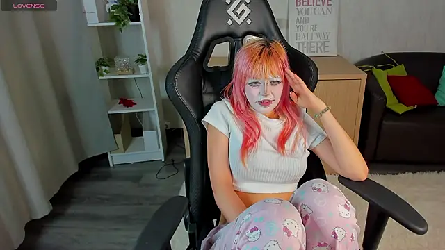 Mika_Vatashi live sex cam