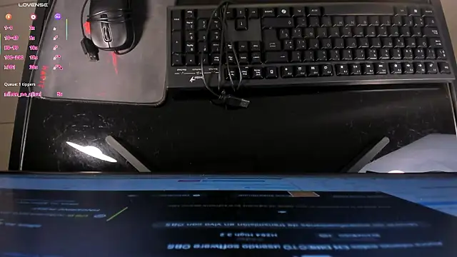 TaraLawrence live sex cam