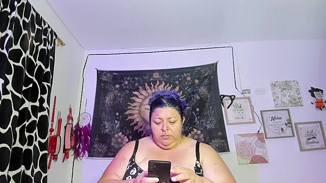 QUEEN_MANDY_BBW live sex cam