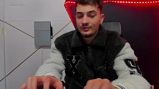 BrandonTate's cam snapshot