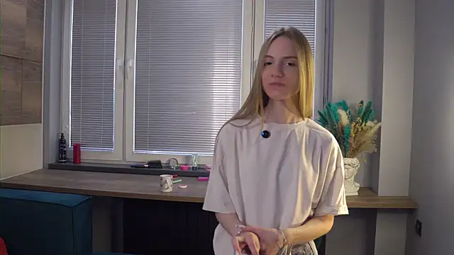 FranciscaGaring's cam snapshot