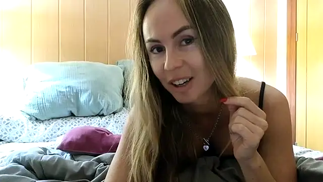 LeMilf's cam snapshot